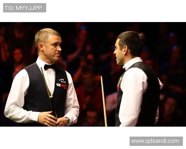 美国足球传奇人物回顾及其辉煌成就分析