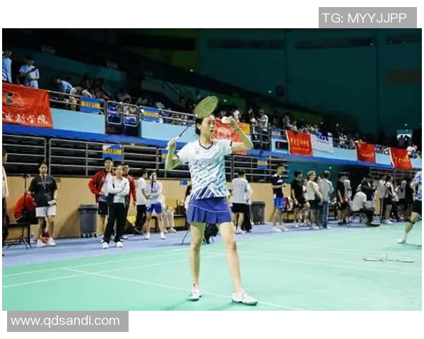 赛后复盘分析北京羽毛球队与上海羽毛球队的团队协作与战术执行情况